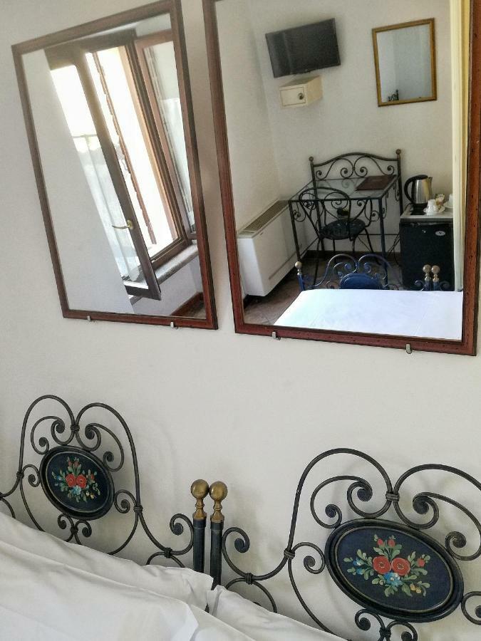 E La Bastia Hotel